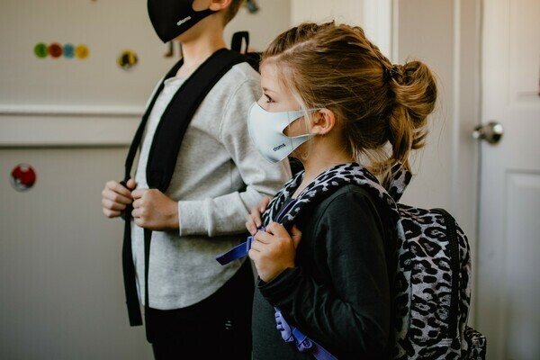 girl wearing mask